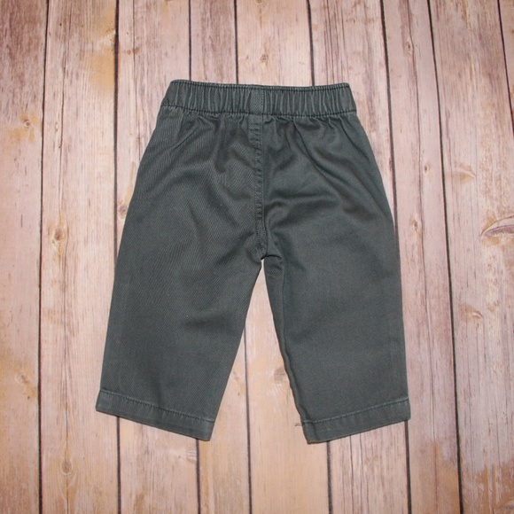 $8 or 3/$15 Carter's Matching set 6 months - Picture 7 of 7